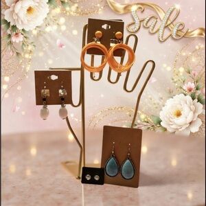 Earring lot of 4+Elegant Women's Earring Set - Multicolor set of 4 NEW